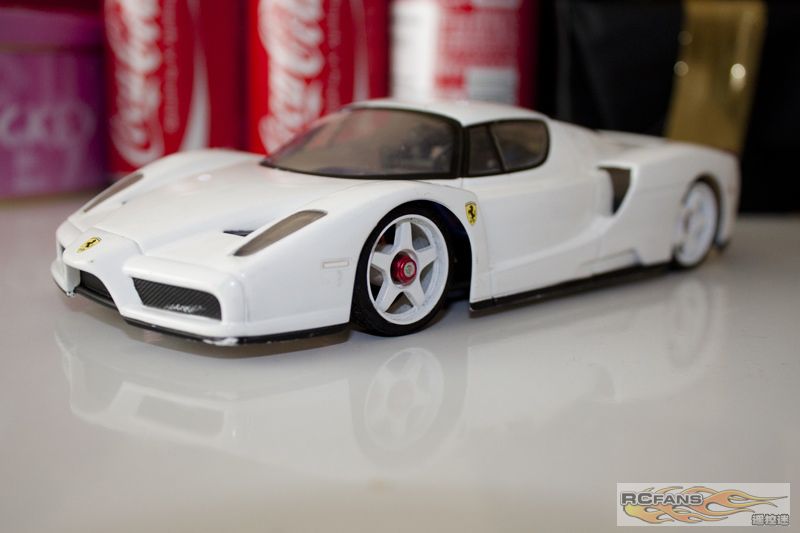 enzo mr02_01.jpg