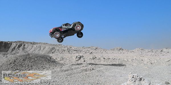 SLASH 2WD 09.jpg