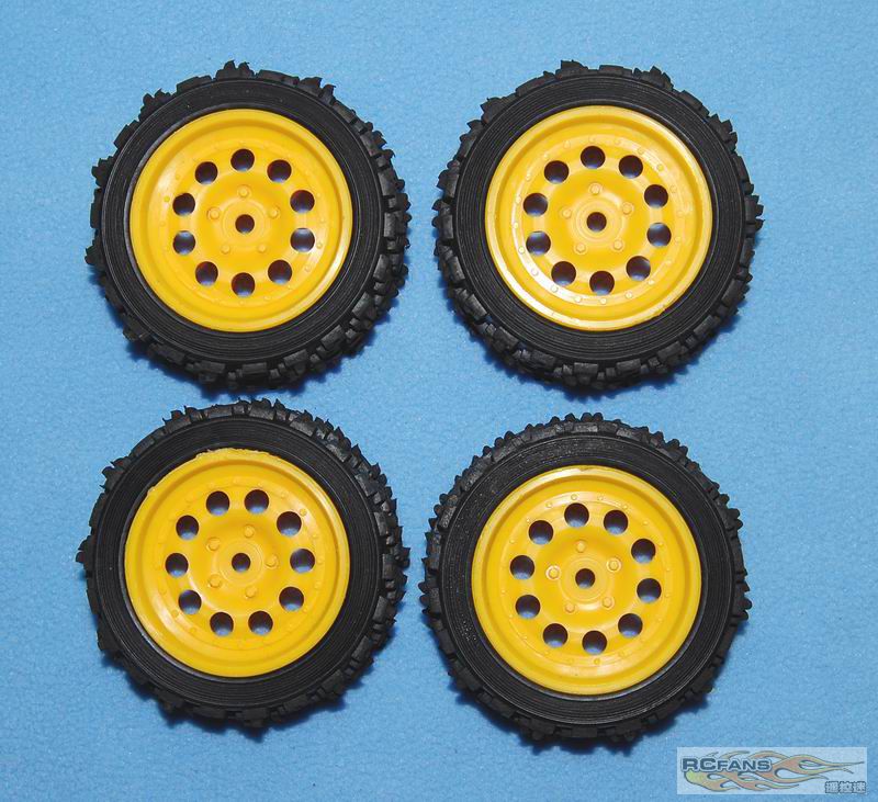 tamiya porsche 959 wheel & tire set excellent condition 01.JPG