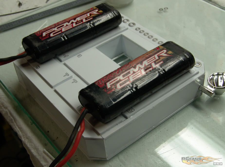 Wedicoheadacherackbatteries.jpg