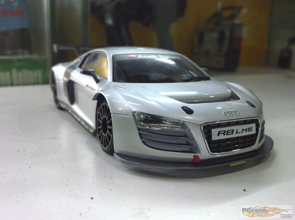 R8 LMS 01.jpg