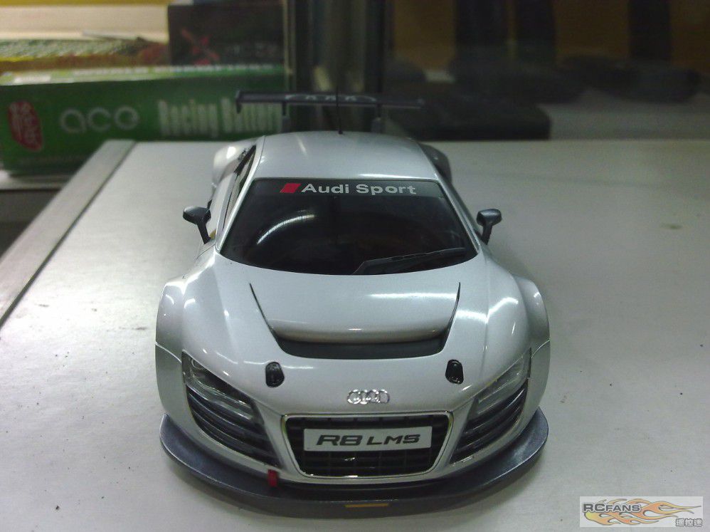 R8 LMS 02.jpg