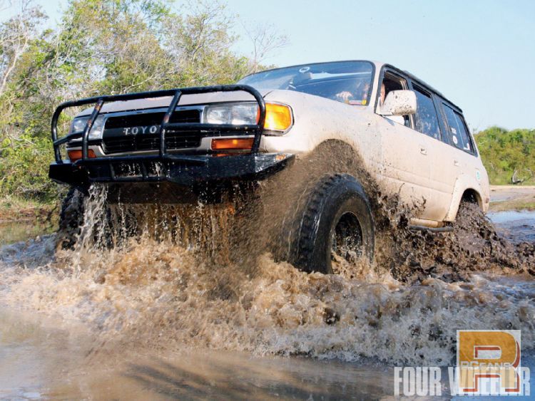 129_1101_02_o 129_1101_spring_tide_ride 1992_toyota_land_cruiser_fj80.jpg