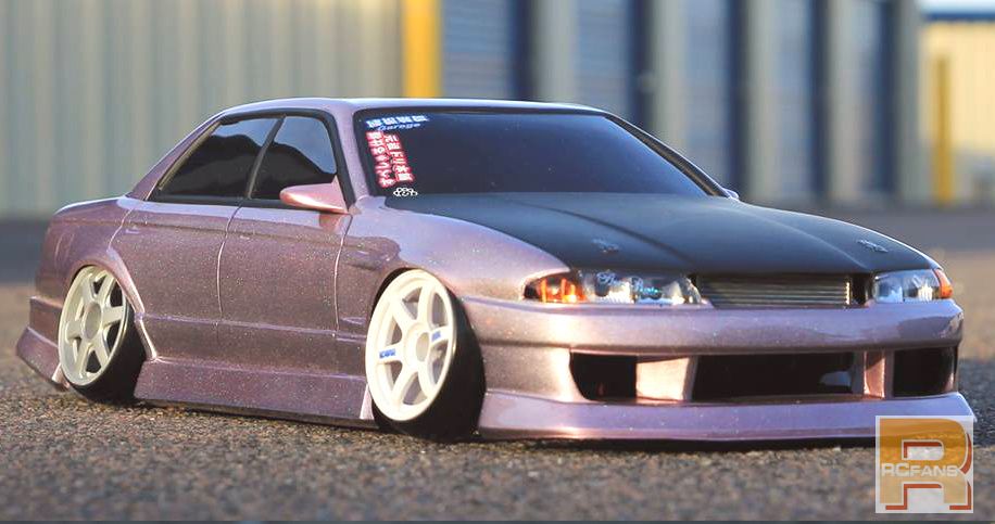 r32-4dr-fb-4.jpg