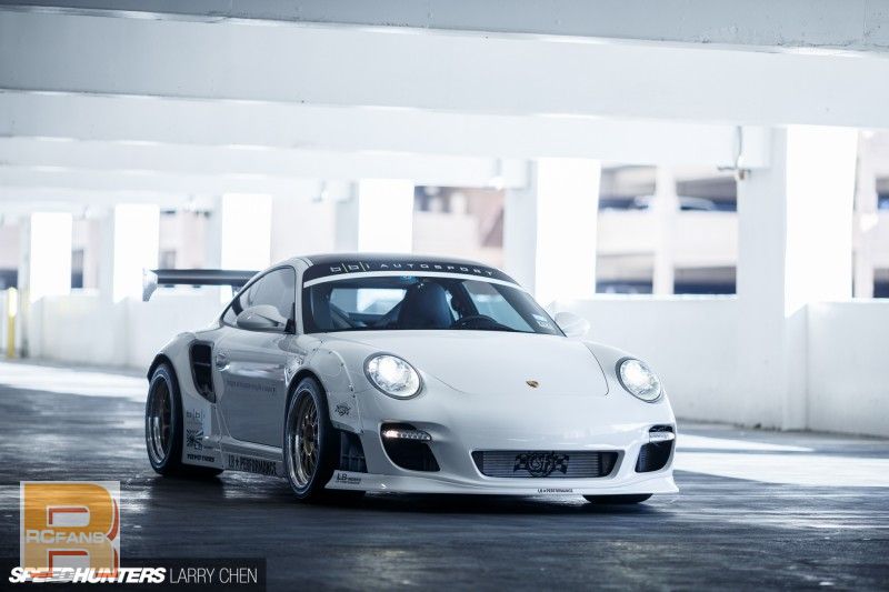 Larry_Chen_Speedhunters_libertywalk_997_Turbo-6-800x533.jpg