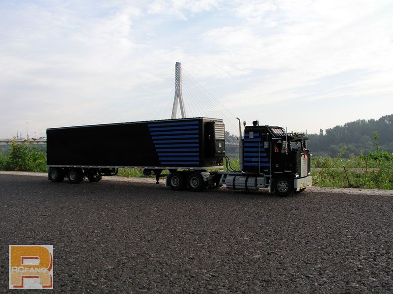 kenworth_k100_aerodyne_refer_trailer_06.jpg