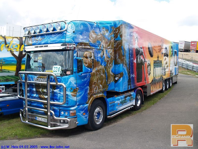 Scania-144-L-530-Schumacher-Millennium-Truck-100705-03.jpg