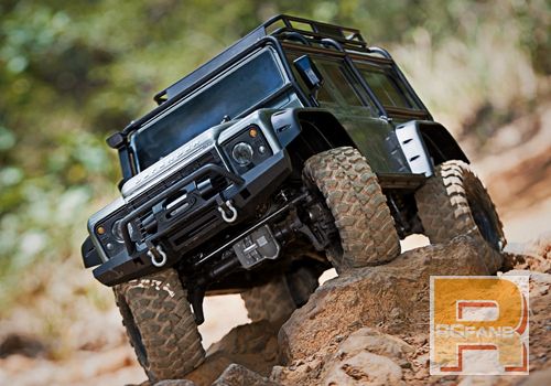 82056-4-TRX-4-Action-4_.jpg