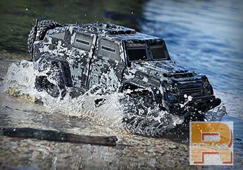 traxxas-82066-4-10.jpg