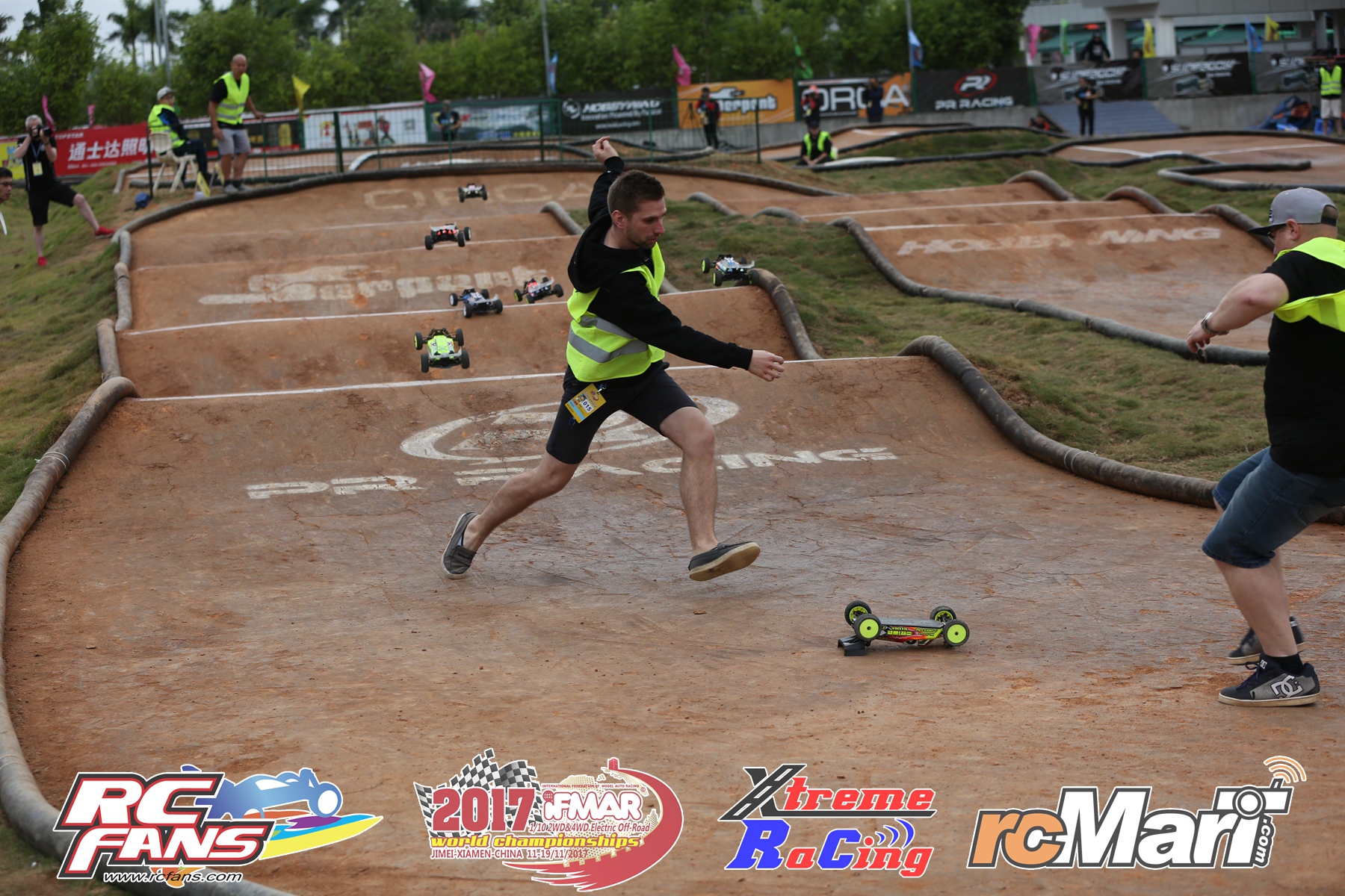 2017_IFMAR_17-11-18_13_06_56_26.jpg