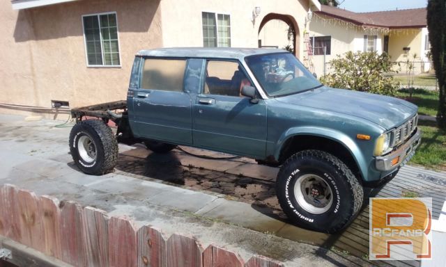 1979-toyota-custom-4-door-pick-up-truck-hilux-4.jpg