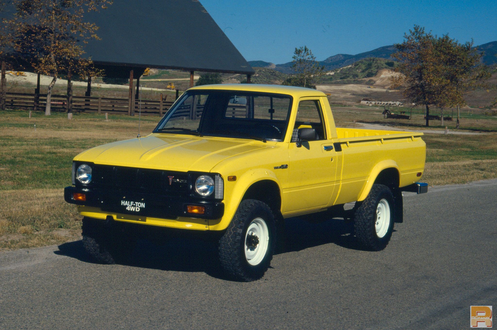 1979-toyota-pickup.jpg