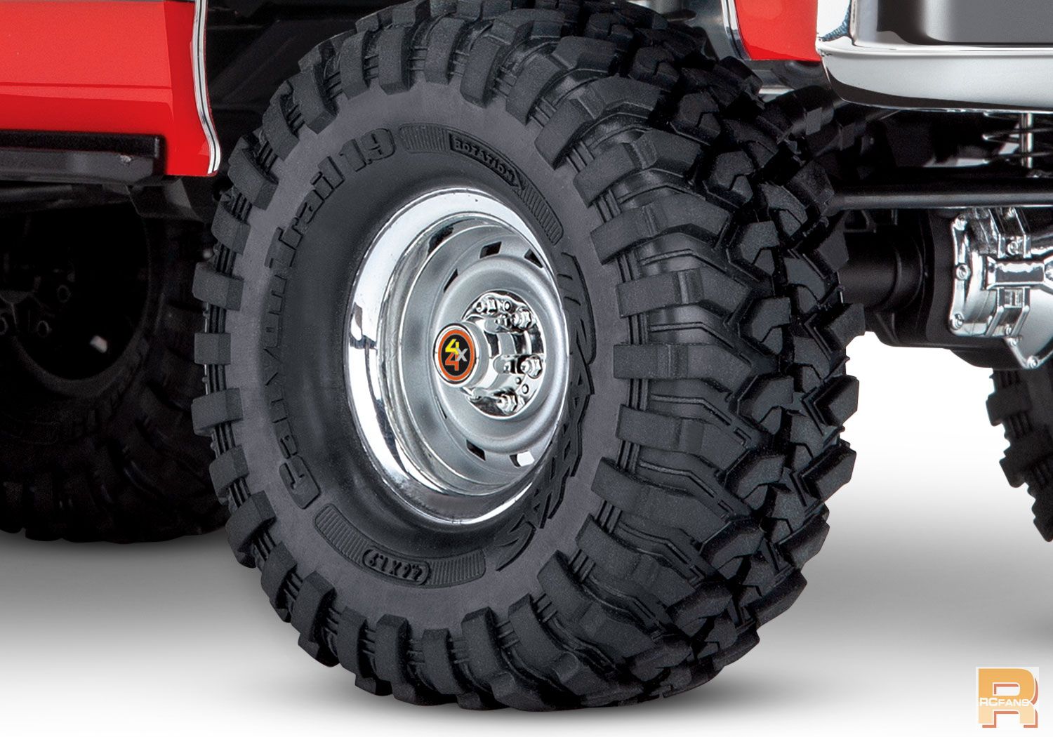 Blazer-detail-01-wheel-tire.jpg