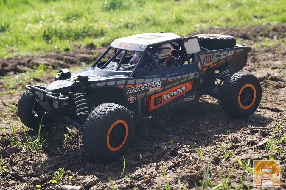 rc-car-2478327_960_720.jpg