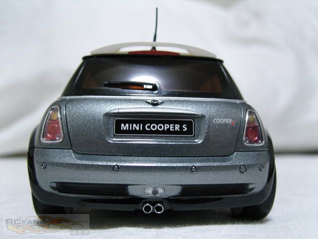 MINI COOPERS_16.JPG