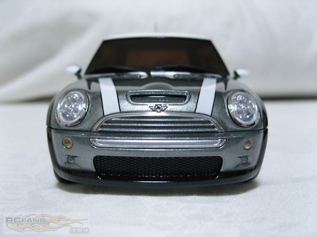 MINI COOPERS_12.JPG