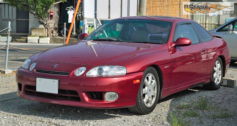 800px-Toyota_Soarer_30_011.jpg