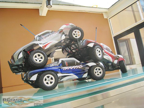 Traxxas_Slash_32.jpg