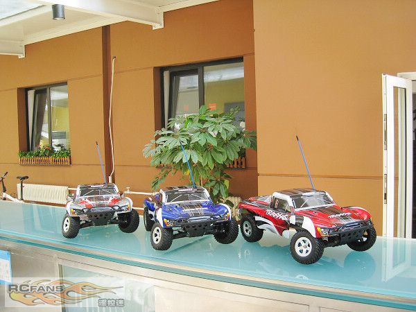 Traxxas_Slash_25.jpg