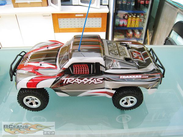 Traxxas_Slash_36.jpg