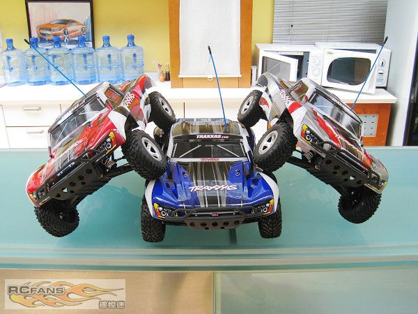 Traxxas_Slash_47.jpg