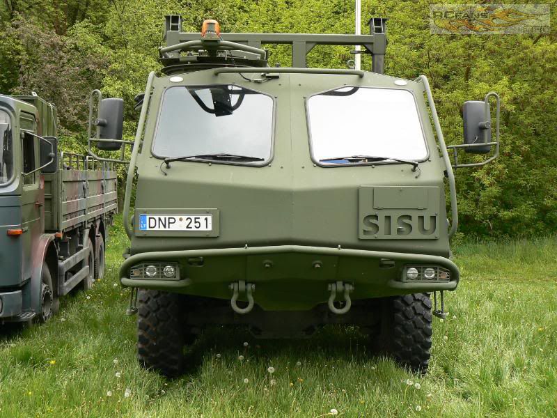 Sisu_E13TP_8x8_1.jpg