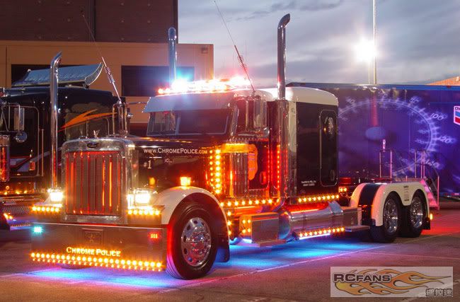 Peterbilt1.jpg