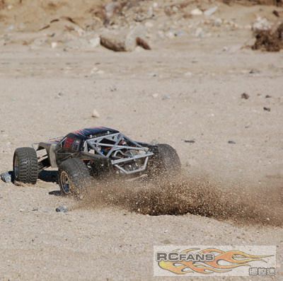 losi_desert_truck_09.jpg