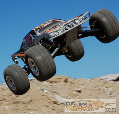 losi_desert_truck_07.jpg