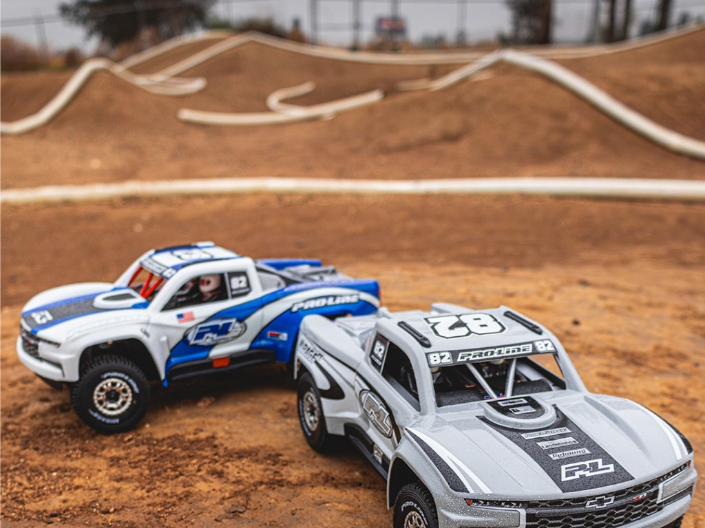 Pro-Line Chevy Silverado | Mojave GROM 