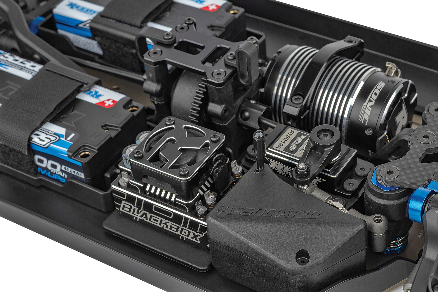 RC8B4.2e Team Kit ����ϵͳ