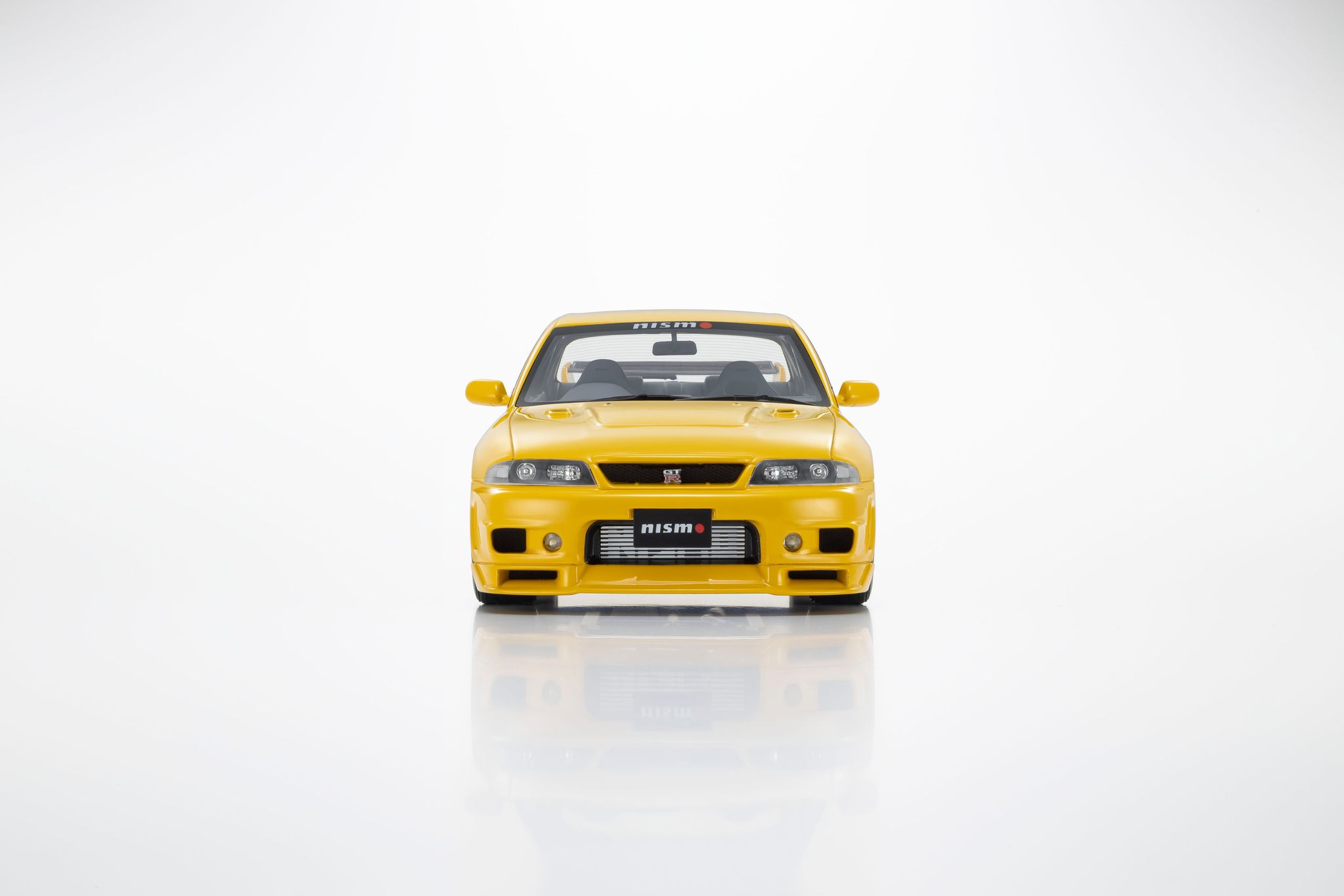 Kyosho Nissan Skyline GT-R Autech Ver Tuned by NISMO 1/18 չʾͼ