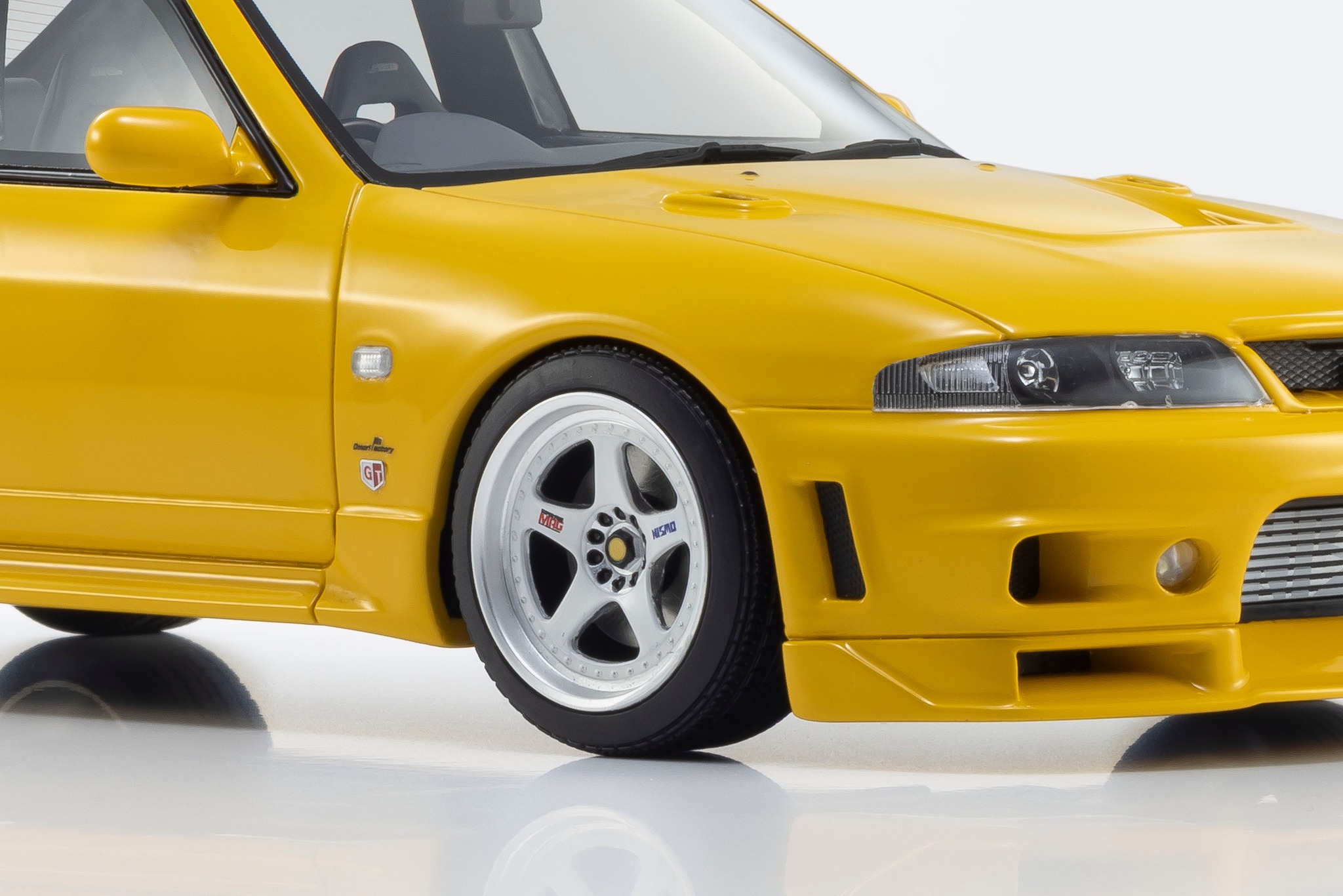 Kyosho SAMURAI Collection R33 GT-R Autech Yellow ģ��ϸ��