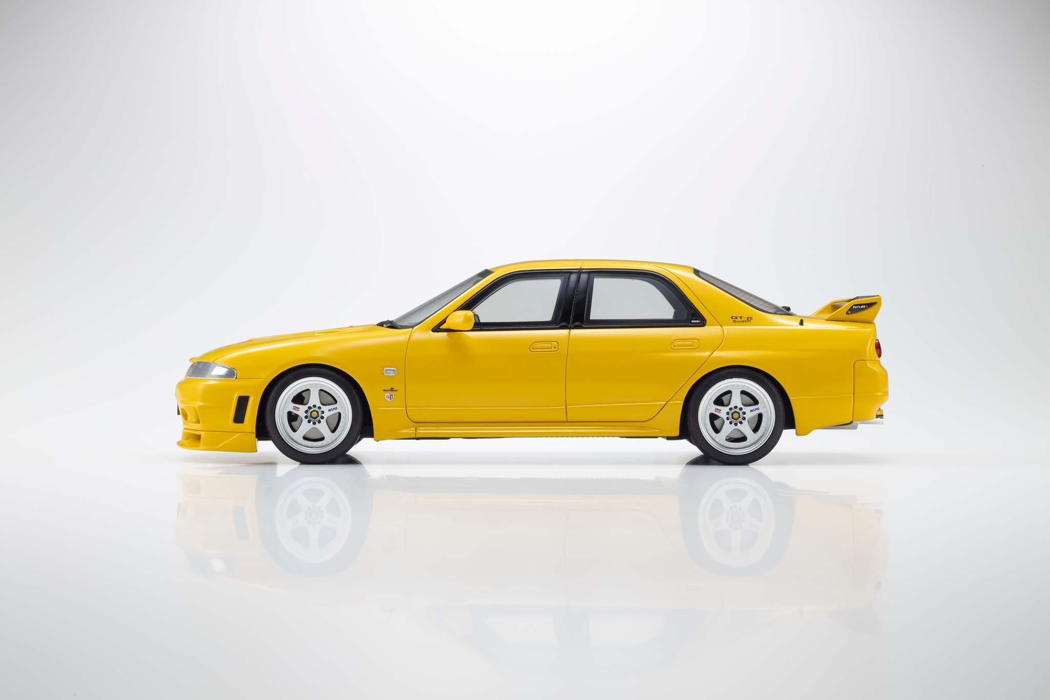 Kyosho KSR18071Y Nissan Skyline GT-R Autech Yellow ��Ʒͼ