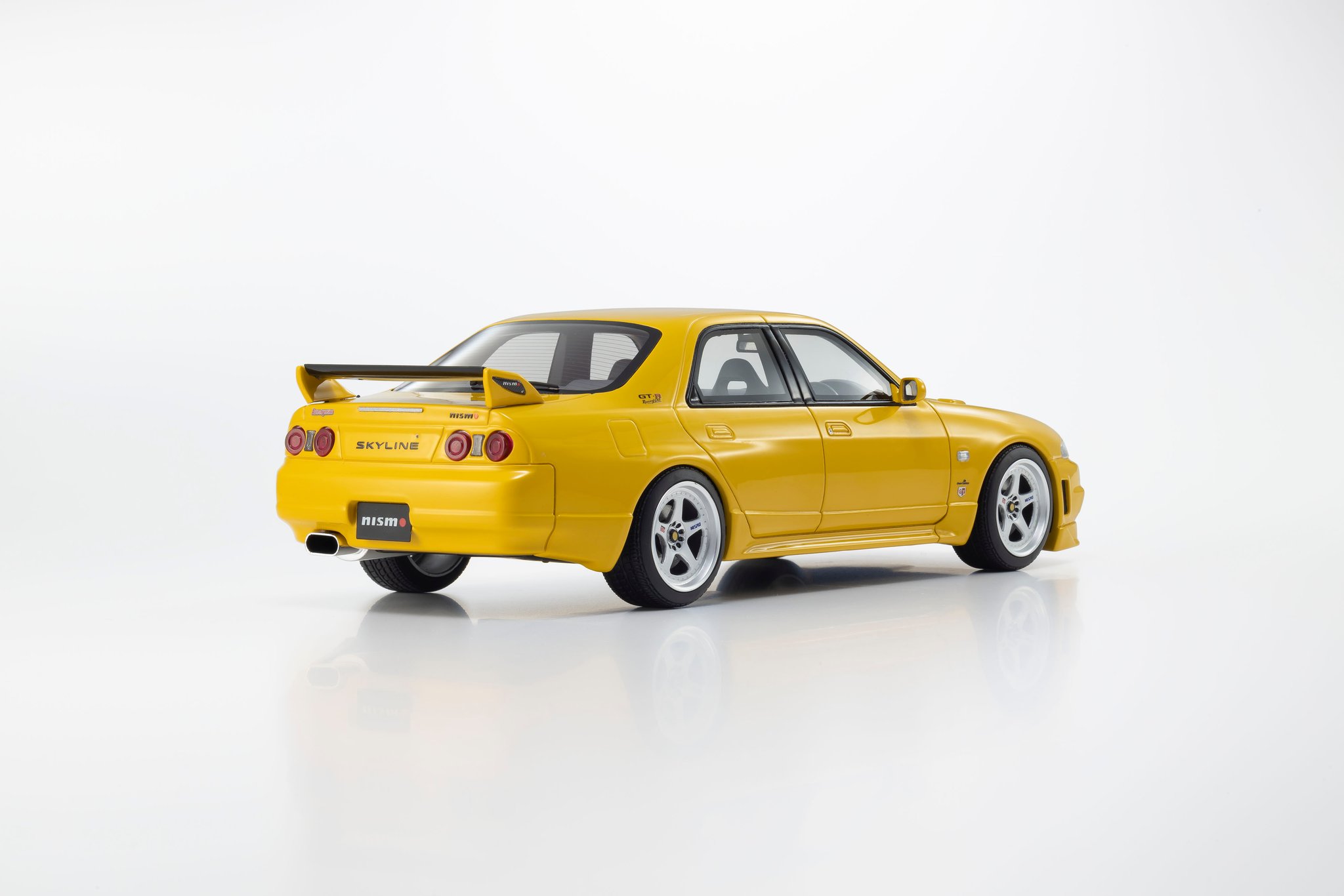 Kyosho Nissan Skyline GT-R Autech Ver Tuned by NISMO Yellow ����ϸ��