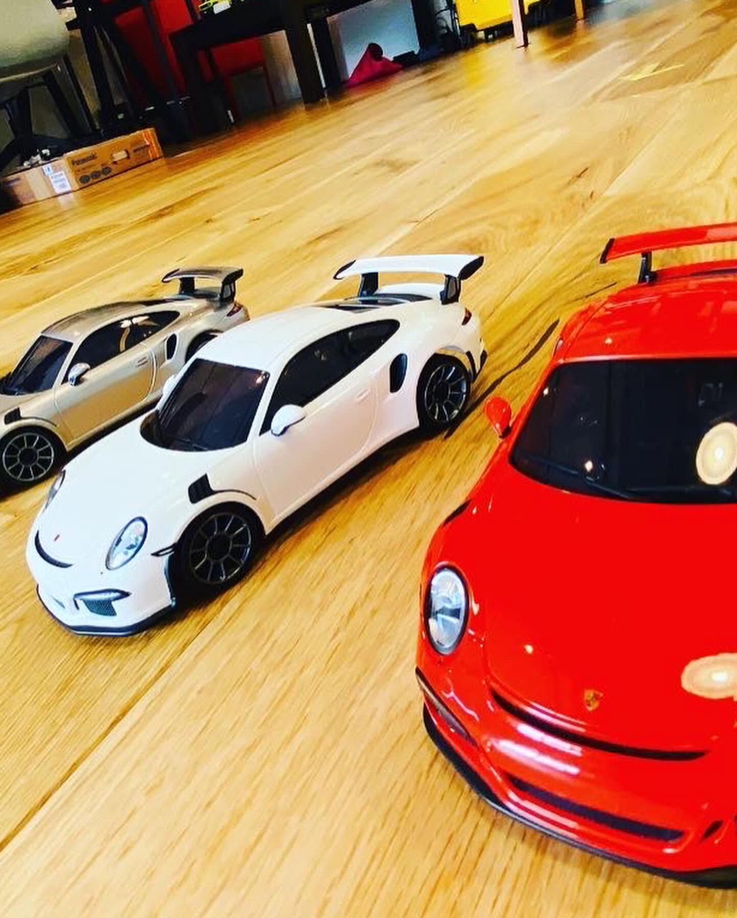 Kyosho MINI-Z Porsche 911 GT3 RS Lava Orange