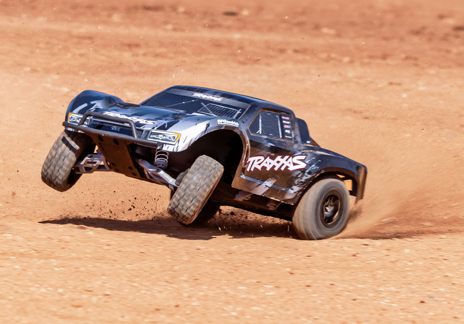 Slash 2WD Brushless ��𳵿�