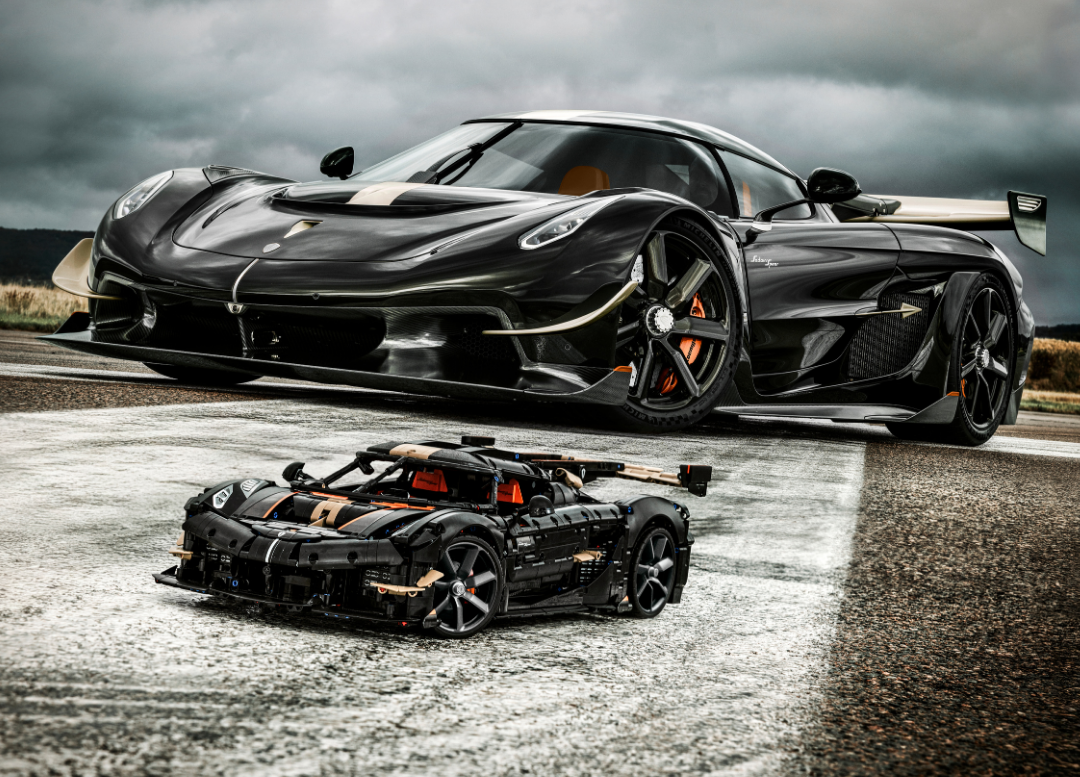 LEGO Technic Koenigsegg Sadair��s Spear Megacar ���
