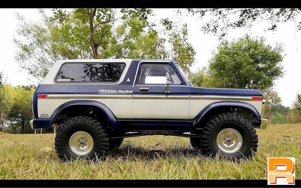 请教大神们这两种田宫漆色号.谢谢.