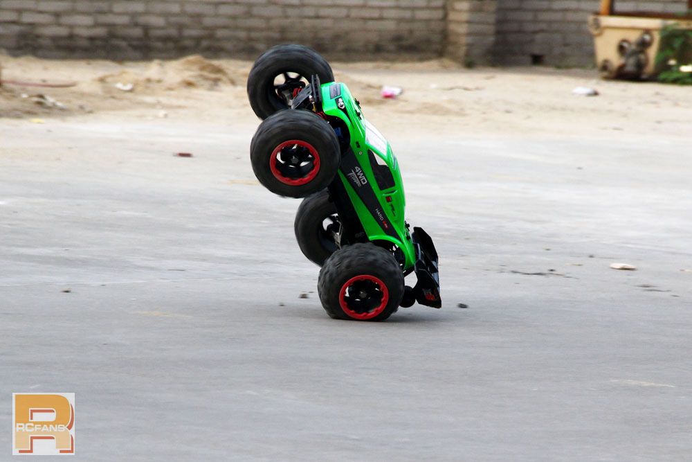 社区 69 遥控车技术区 69 大脚讨论区 69 荧光绿e6~~~~飞~~~~坡