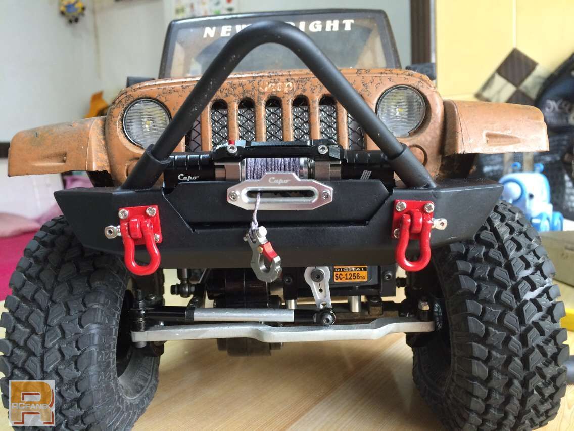 capo双电机绞盘.加自制毒刺保险杠,1/10牧马人安装