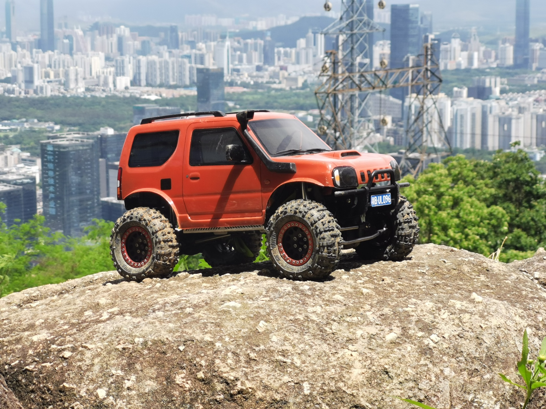 三代铃木吉姆尼升级后再次出山,变得更强了.