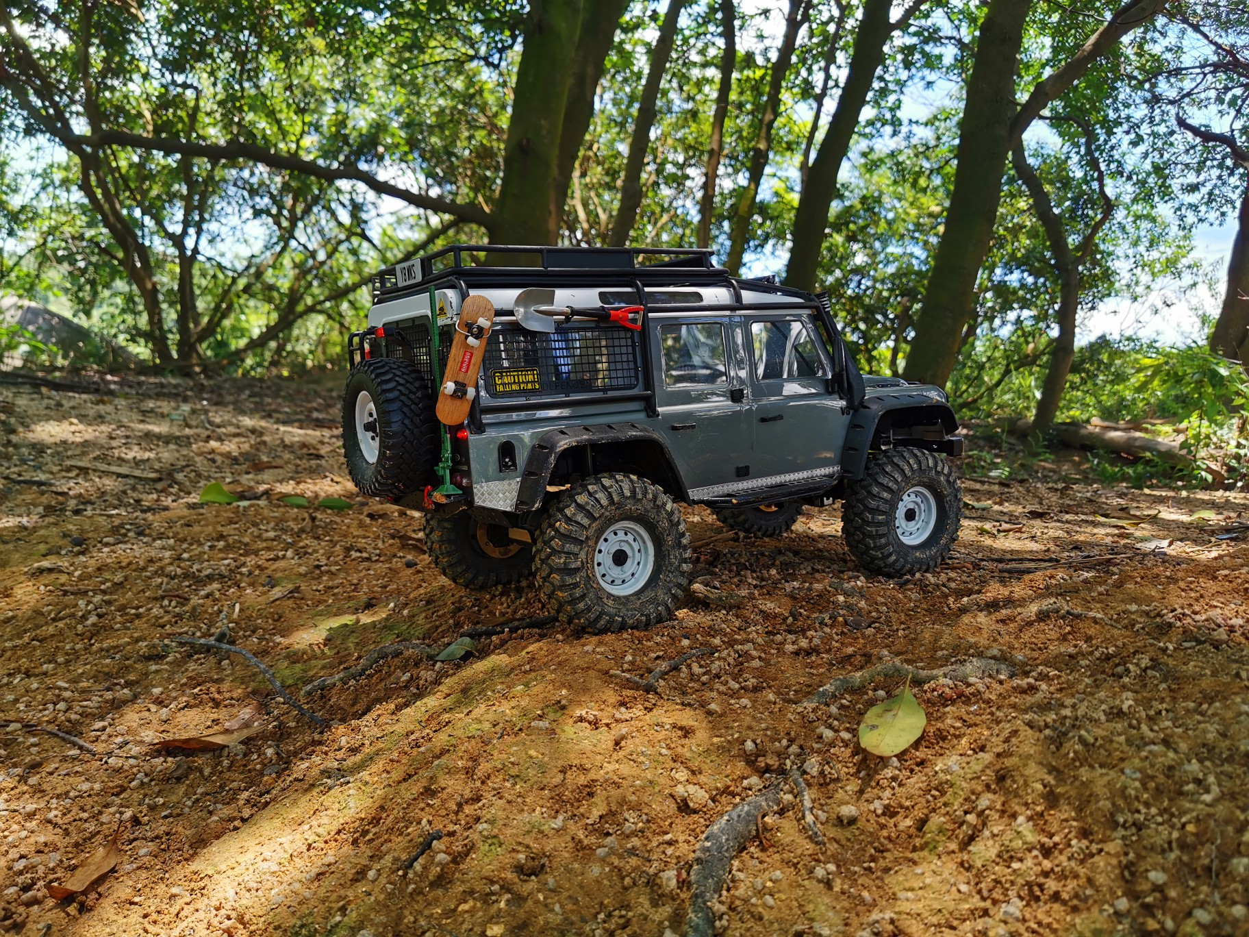 trx4路虎卫士,开山斧完美走线后,请教大神们,如何做提桥?