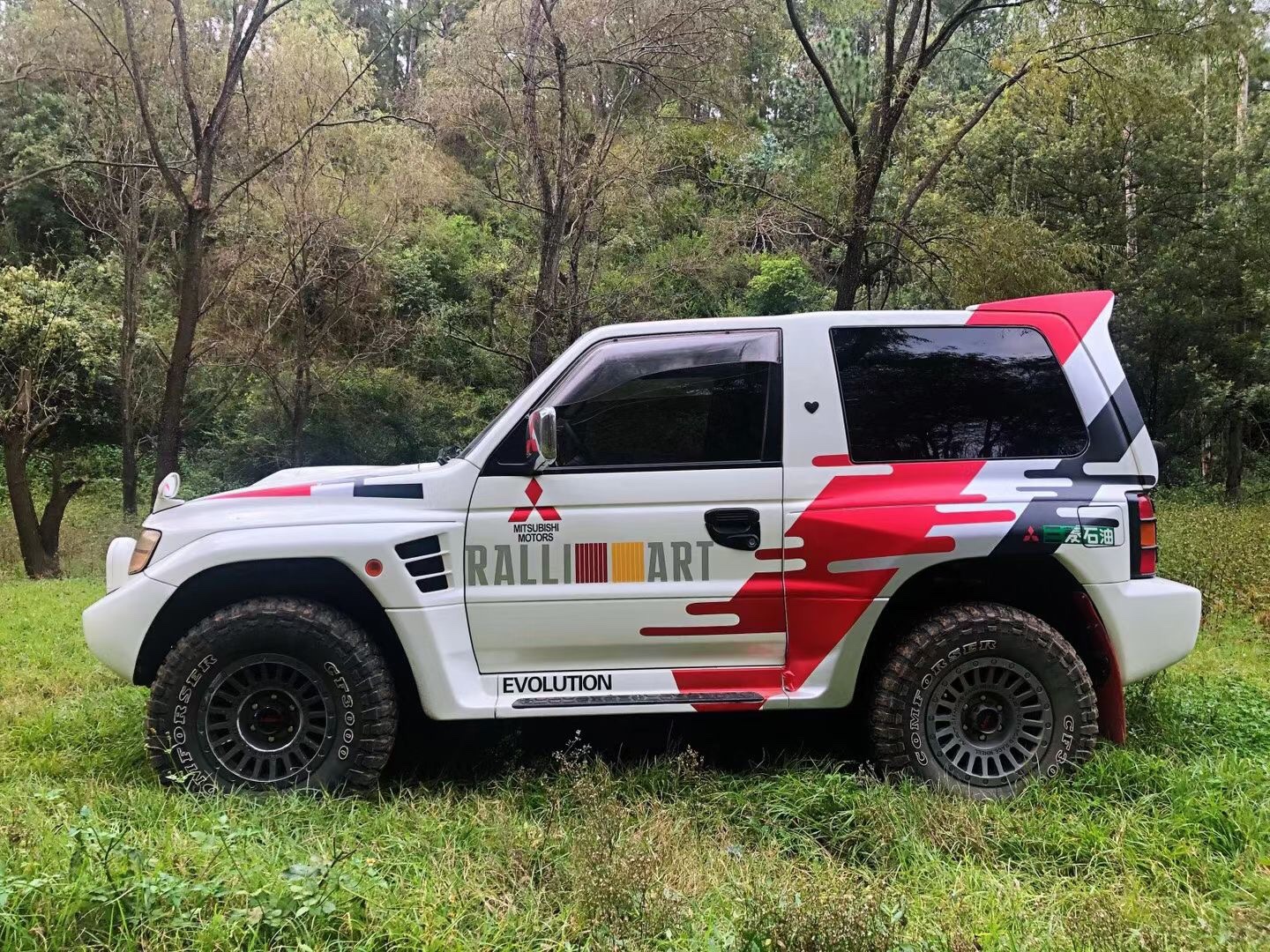 cc01 成龙《我是谁》— 三菱石油-帕杰罗经典涂装