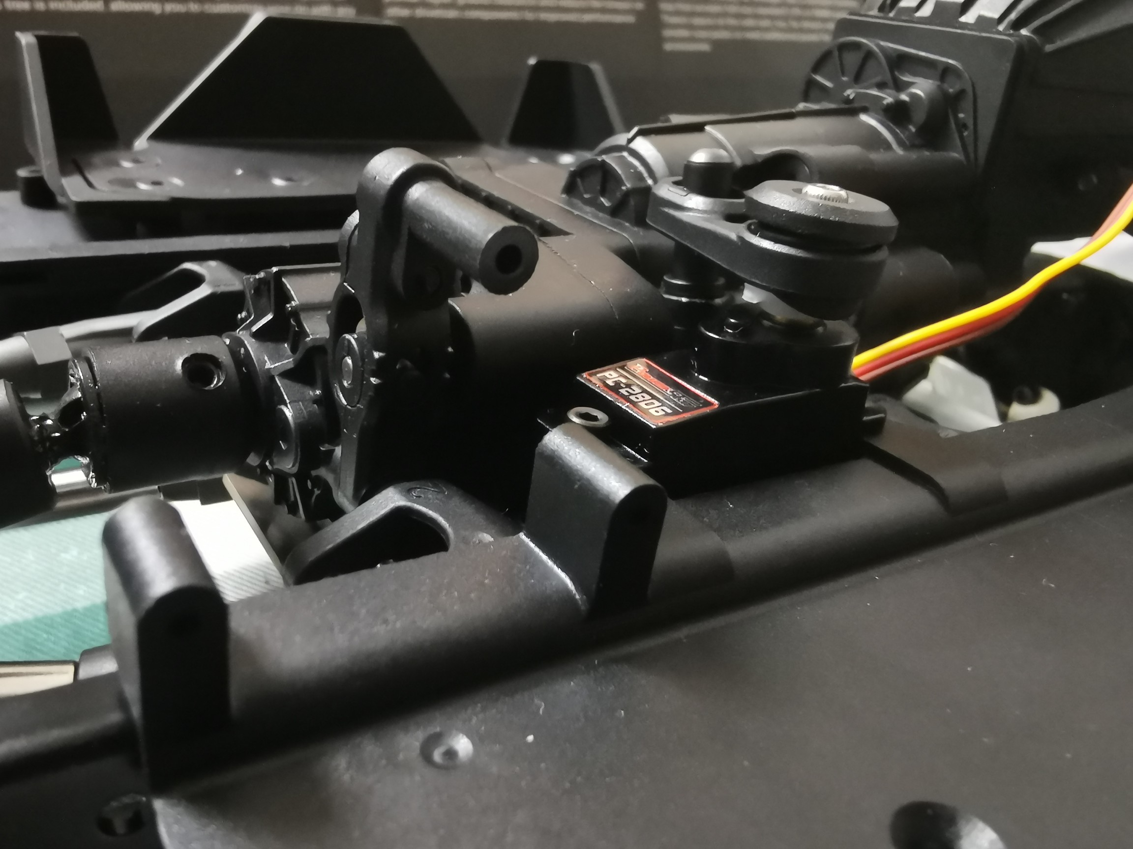 3块5解决3代车小舵机舵机臂和换挡问题