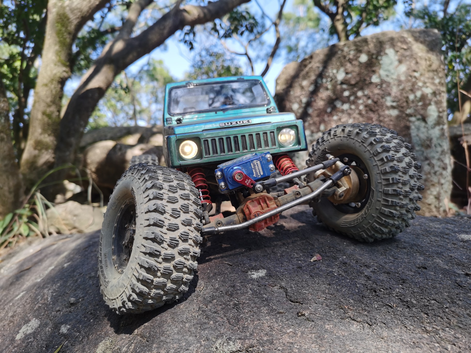 自组吉姆尼二代武士19s仿真轴爬日常拉练