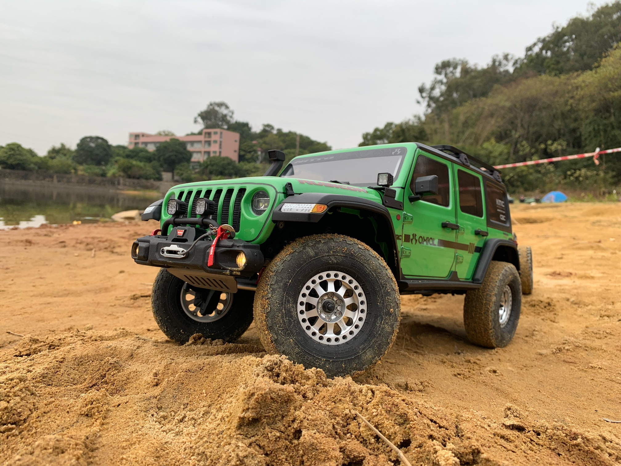 scx10 三代牧马人 ——有姿态,有颜值,有伙伴!