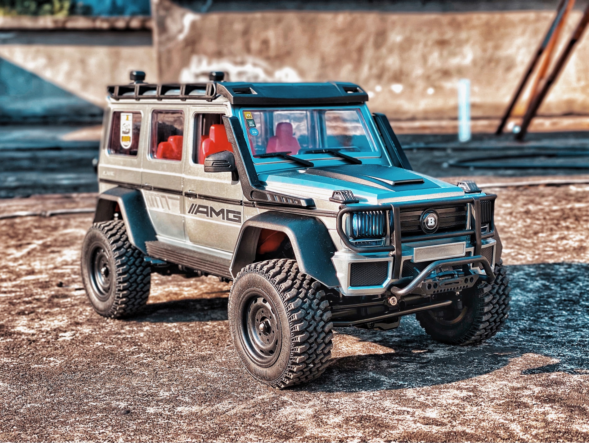 易控4102牧马人与莽牛g500巴博斯