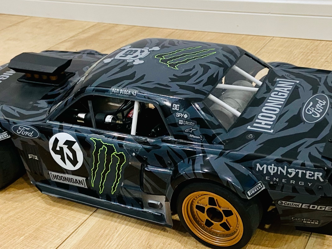 rcfans论坛 fw06改造油动砖叔 1965 ford 野马 - powered by discuz!