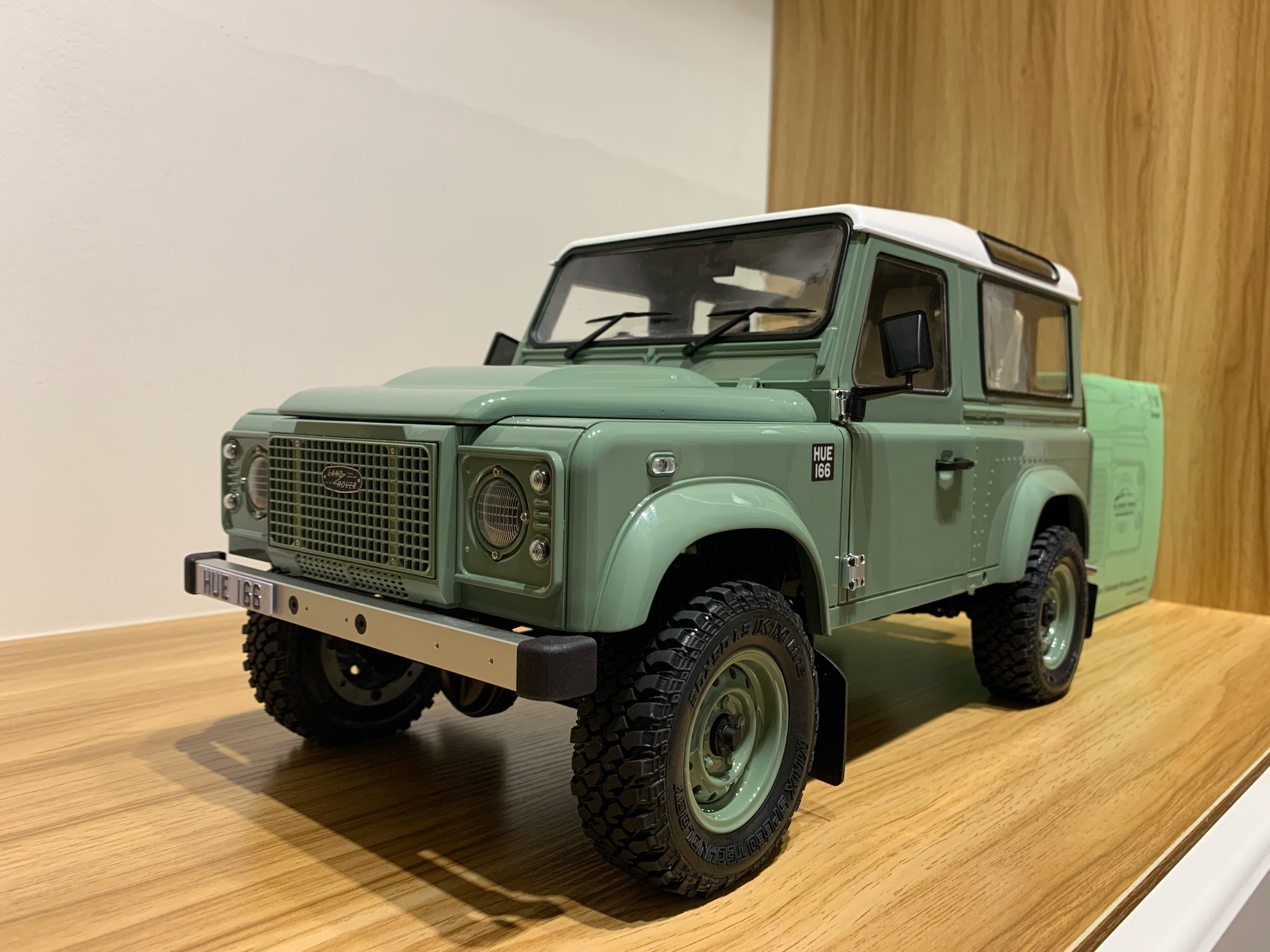 装配完成rc4wd路虎卫士d90传承版